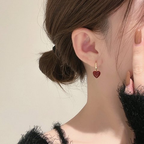 2wayフープピアス　ダックレッドのハート　シンプル　可愛い