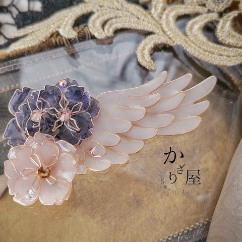 （白翼）桜咲く翼のブローチ〜華の夜〜（brooch of blooming wings〜dreaming of destiny〜）