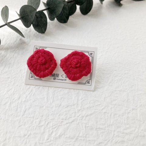 薔薇のシーリングスタンプピアス/ボルドー/手刺繍