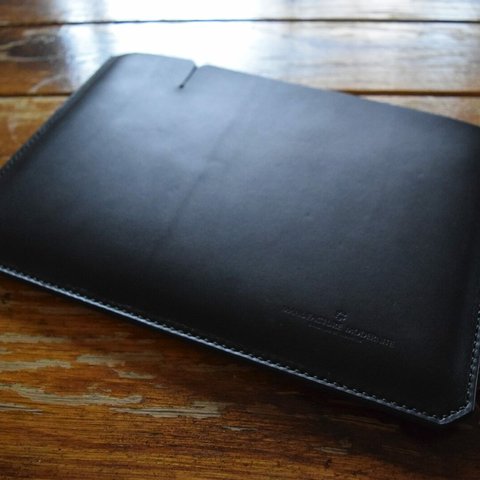 [受注生産品] 栃木レザー iPadケース(9.7インチ) MNC-07 BLACK