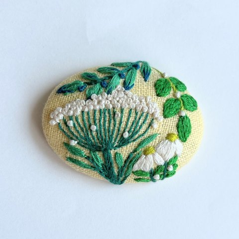 草花の刺繍ブローチ【botanical】No.