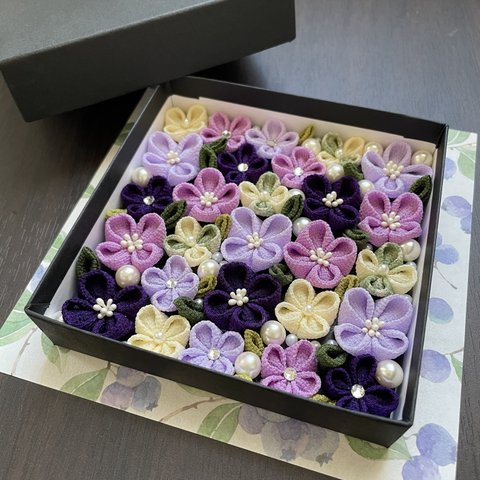つまみ細工のフラワーボックス masu 紫色の小花たち
