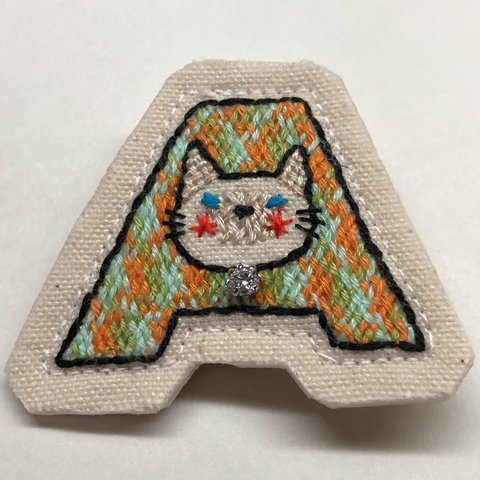 シャム猫刺繍ブローチ・A