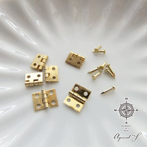  【6個セット】 ミニチュア 蝶番 ビス 釘  / ドールハウス パーツ ジオラマ スチームパンク 標本 ブラス brass ブラスゴールド 真鍮