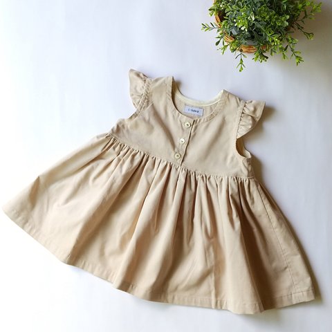 細コーデュロイのワンピース　ライトベージュ　綿100%　ベビー服　90cm