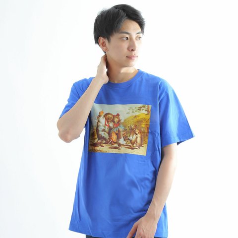 カール・オフターディンガー「ウサギとの競争に勝って喜ぶハリネズミの家族」半袖Tシャツ