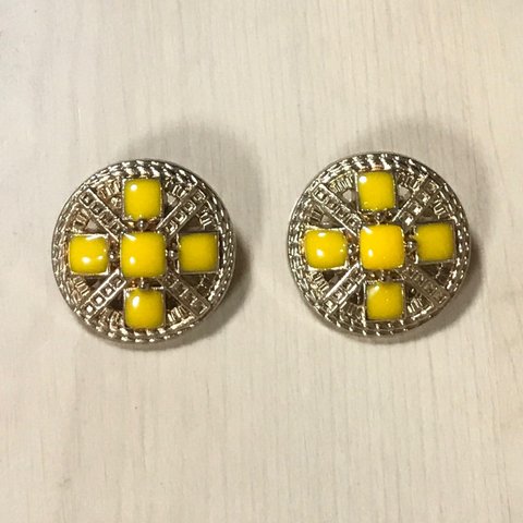 GOLD YELLOW ROUND BUTTON PARTS