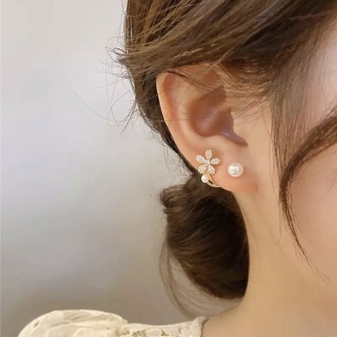 イヤーカフ風お花　パール　ピアス