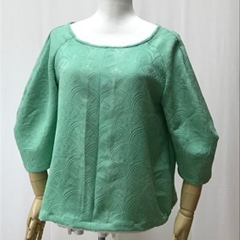 グリーンのふんわり袖のブラウス☆着物リメイク