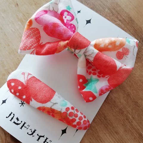 【送料無料】🎀リボンヘアゴム🎀　&　ぱっちんピン　セット