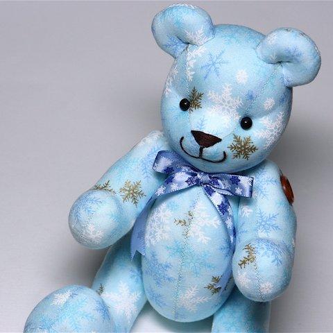 雪の結晶  水色 クリスマス  テディベア くま ぬいぐるみ  コットン