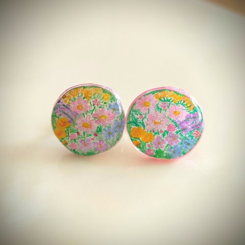 【大人気！】手描きのお花イヤリング　ピアス