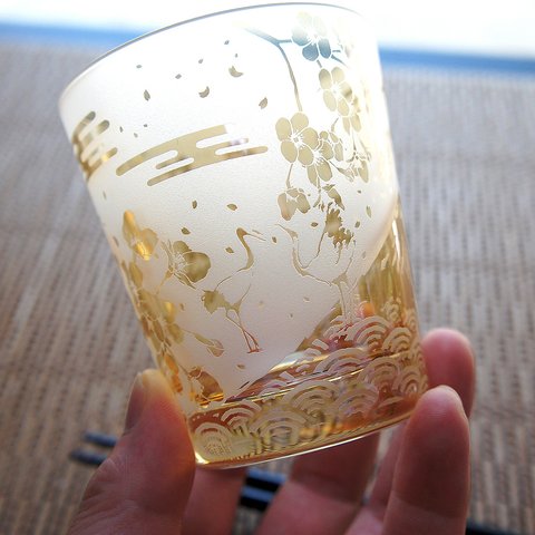 琥珀桜の鶴富士グラス