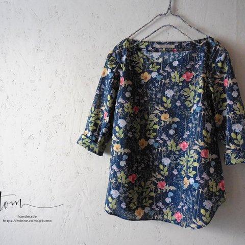 Liberty  Irma　Vラインボートネックブラウス　Ｍ