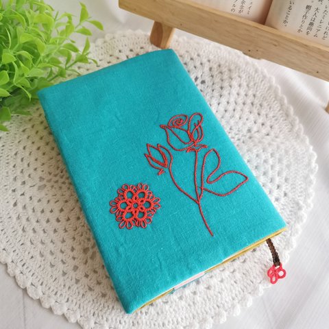 手刺繍のブックカバー/バラ