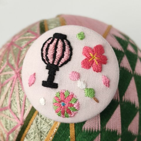 ひな祭り刺繍ブローチ　桃の節句