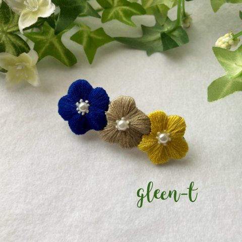 ［秋の新作］三色花刺繍🌸バレッタ