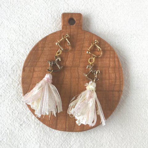 *animals* rocking horse tassel earring/pierce - *アニマルズ* 木馬タッセルイヤリング/ピアス