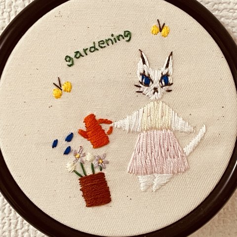 刺繍枠飾り　gardening