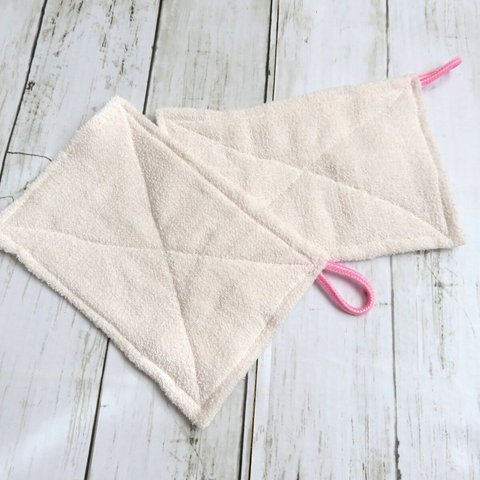シンプルな小さなぞうきん ピンク　2枚入り　手作り雑巾　約15×18ｃｍ　入園入学、通園通学、新学期　絵具雑巾、習字雑巾　半分の4分の１サイズ
