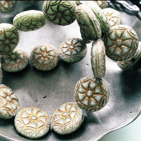 光る【2コセット】JIRI＊IVANA#czech beads#チェコビーズ　flower wheel 21㍉　mint/bronze