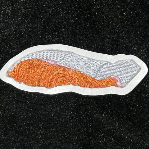 ★刺繍シール／ステッカー　ワッペン★　紅鮭の切り身