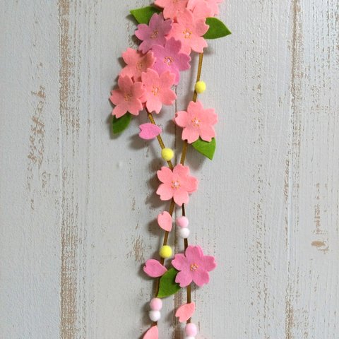 🌸お花見気分 ! しだれ桜🌸