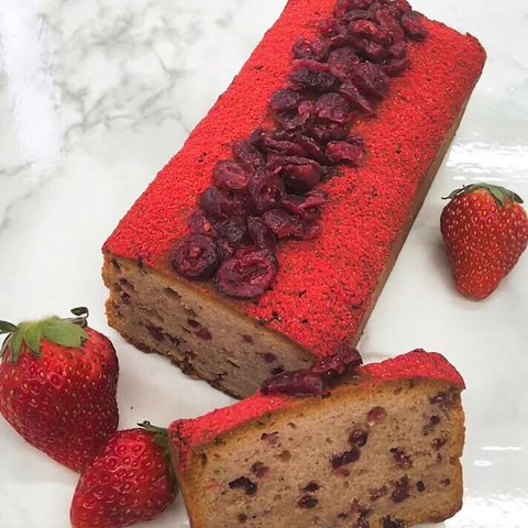 「美容ケーキ」苺&ラズベリーグルテンフリーパウンドケーキ