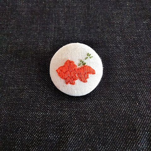 刺繍ブローチ・ヘアゴム　✿金魚✿