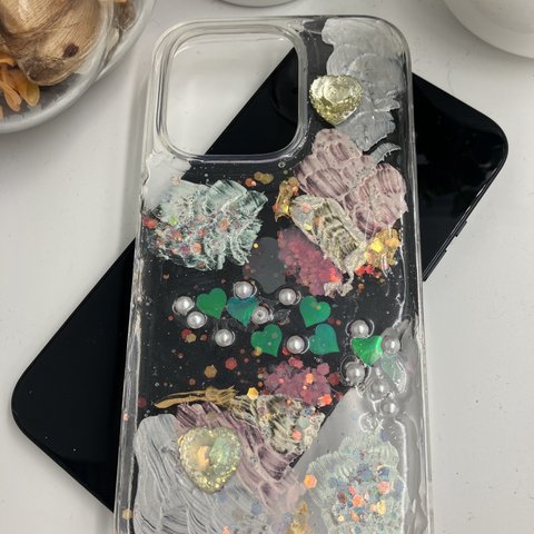 『春のセール！大幅値下げ中！』ハンドメイド　iPhoneケース　レジン