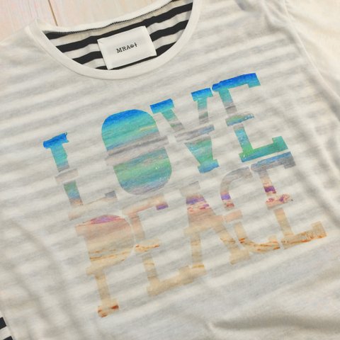 LOVE PEACE Tシャツ