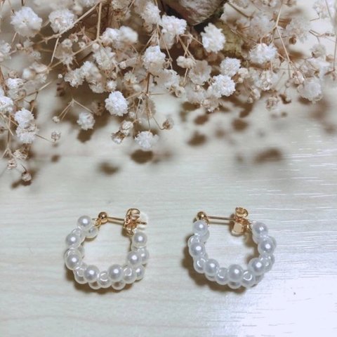 小粒パールピアス