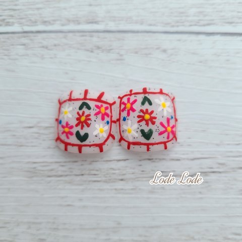 フットネイル　刺繍　赤