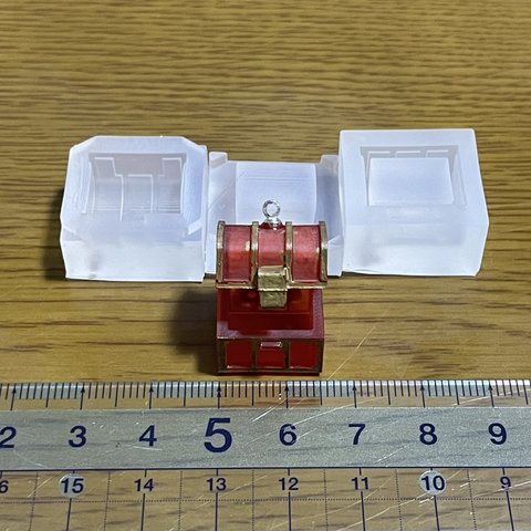 開く宝箱1.5cm【シリコンモールド型】