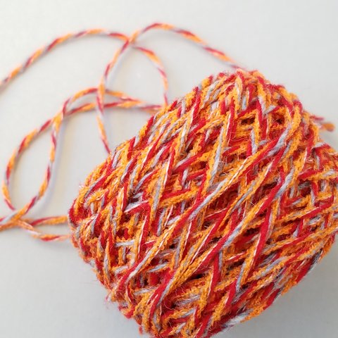 在庫限りB17「ミックスツイストヤーン(レッドオレンジ)」素材糸　引き揃え糸