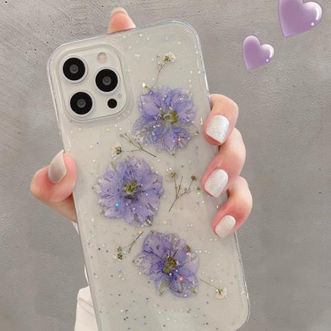 紫陽花かすみ草押し花スマホケース*全機種対応*ストラップホルダー*手帳型*iPhone14 iPhone14Pro iPhone14plusiPhone13 iPhone13mini iPhone8