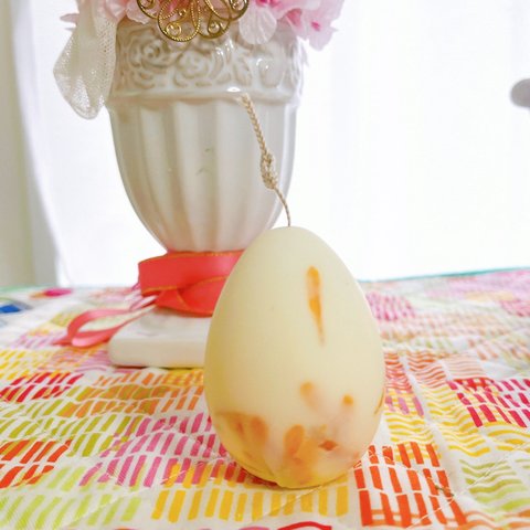 エッグ🥚ソイキャンドル/花びら入り