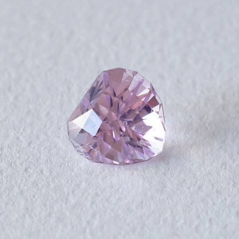 クンツァイト 4.683ct “Heart Squared” ルース ストーン