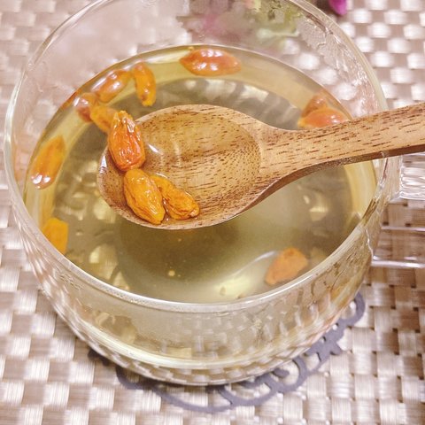 食べる薬膳『すっきり茶』(目と頭の疲れに)