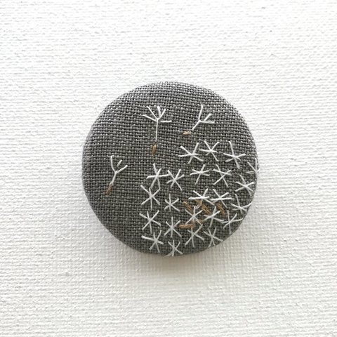 再販:タンポポ_刺繍ブローチ L_麻