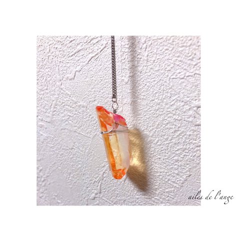 no.420 - orange crystal  silver  necklace