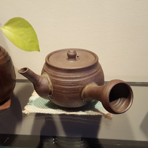 清水焼　茶色の急須　小