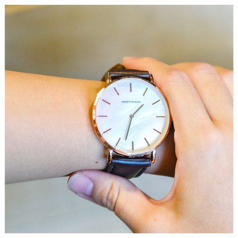【パールホワイトが可愛い】腕時計 シンプル ブラウン レディース メンズ レザー ベルト交換可能 母の日