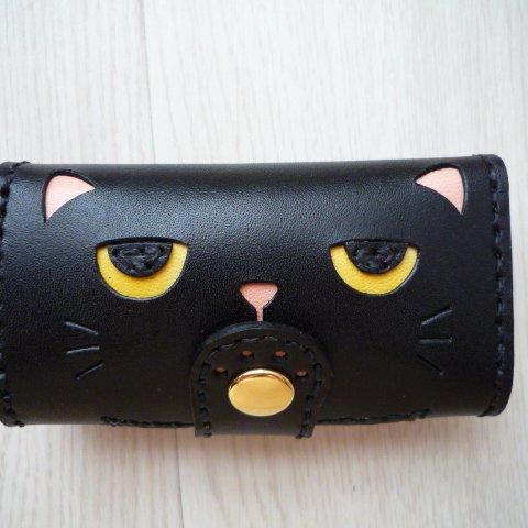 【sold out】黒猫のレザーキーケース♪