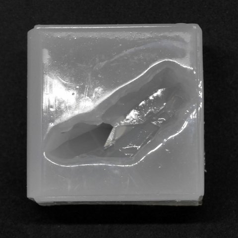 シリコン型 モールド 水晶クラスター(群晶)【B】 【オルゴナイト用　シリコン製　レジン用　シリコンモールド　鉱石　水晶　クラスター】