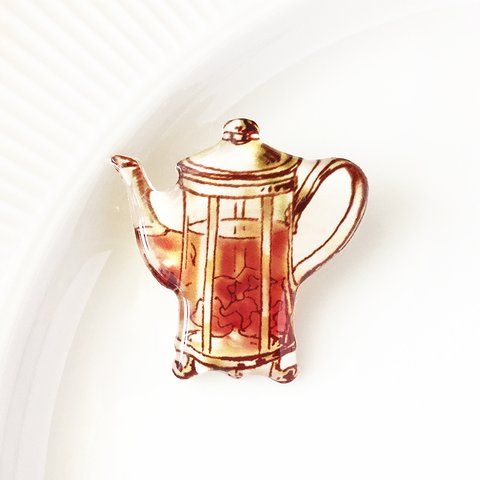 Peach tea pot brooch｜紅茶のティーポットブローチ