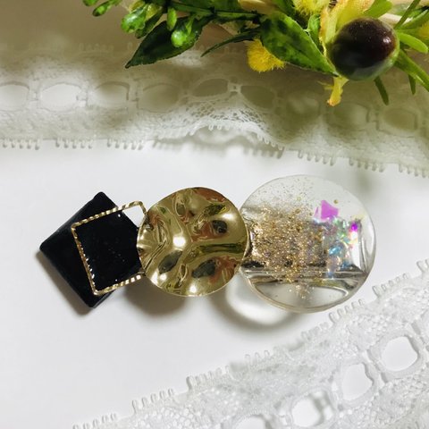 レジン　ヘアクリップ