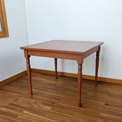 1/6サイズ　テーブル（椅子は付属しません）【受注生産】
