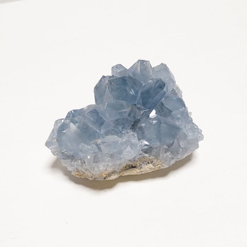 三角フォルムの天青石 Celestite セレスタイト クラスター 鉱物 原石 鉱石 天然石 02008