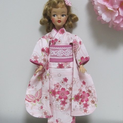 タミーちゃん　桜柄の着物